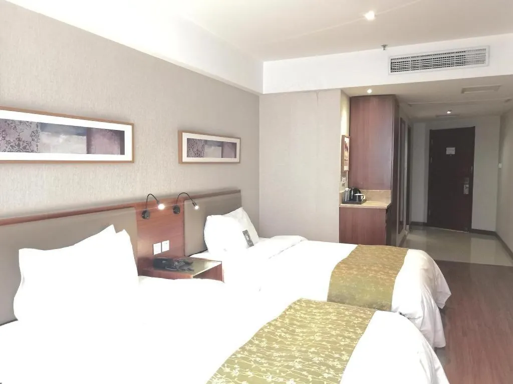 Yitel Collection Shanghai Hongqiao Airport 4*,