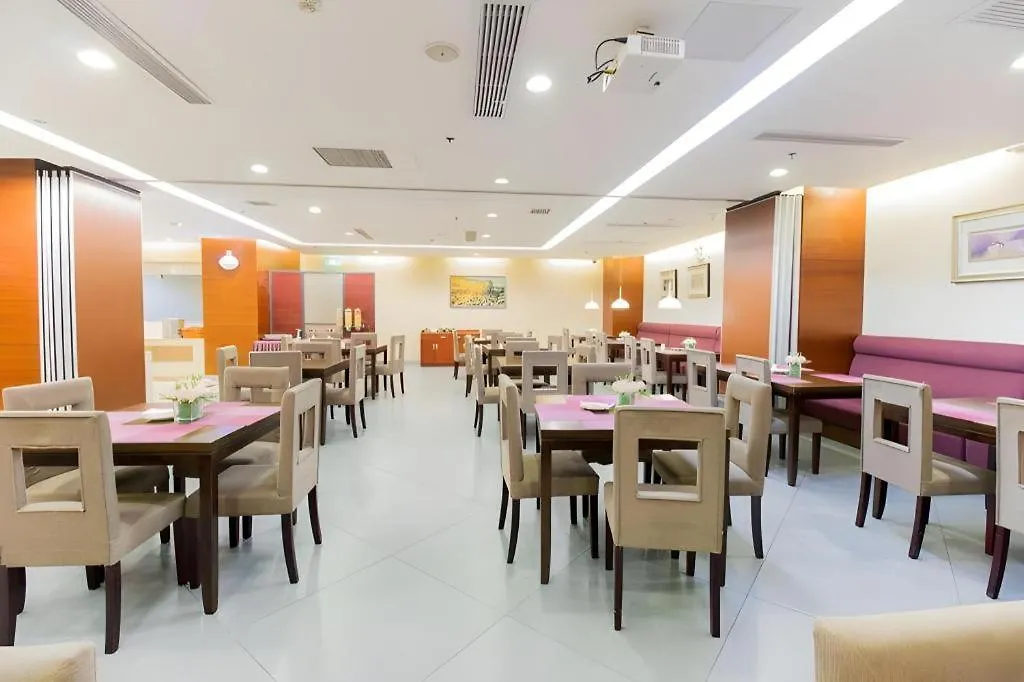 Yitel Collection Shanghai Hongqiao Airport 4*,  China