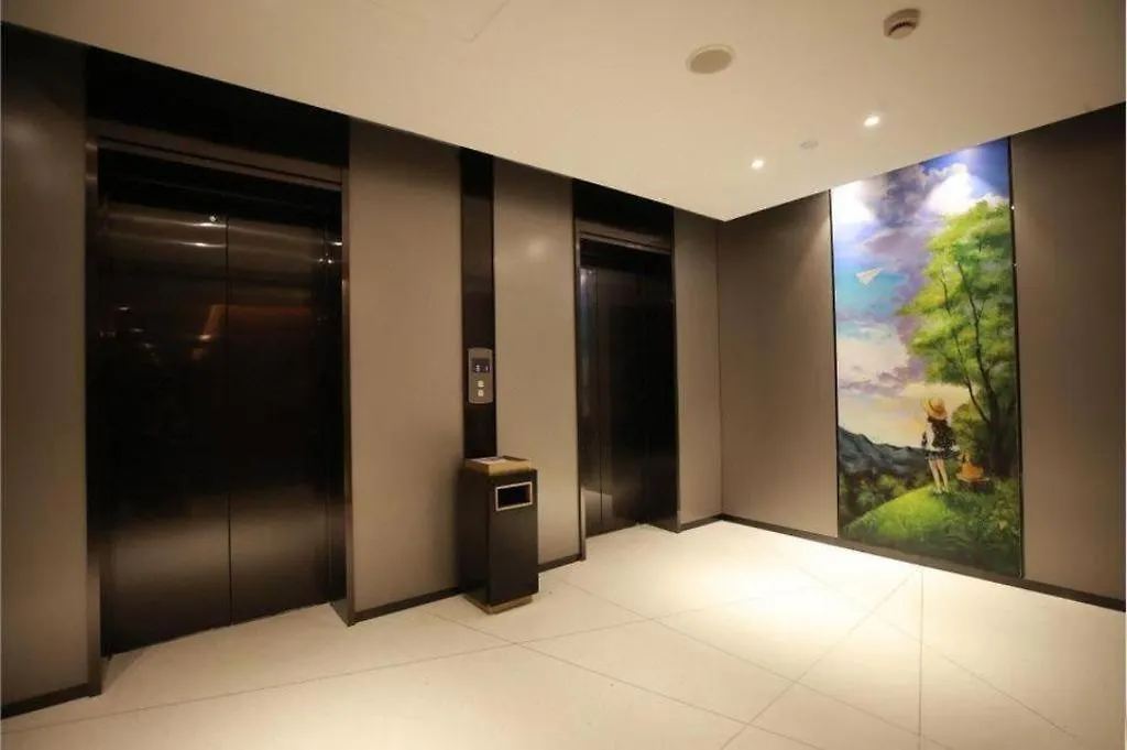Yitel Collection Shanghai Hongqiao Airport 4*,